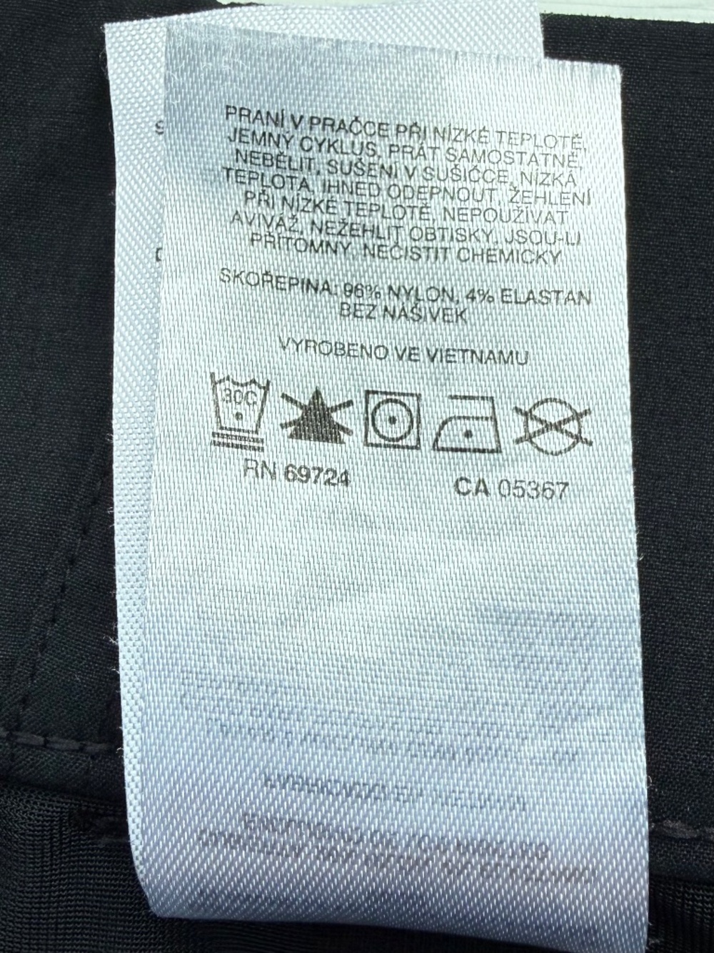 Columbia | Casual Capri Pull-On Pants | Black | 1X - Picture 6 of 6